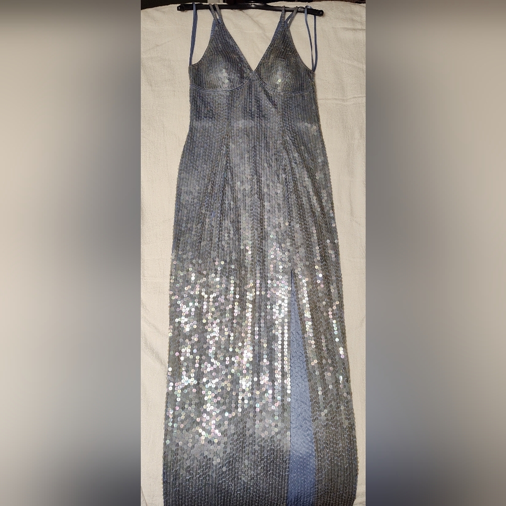 Adrianna Papell Evening Formal sz 8, a dazzling sequin